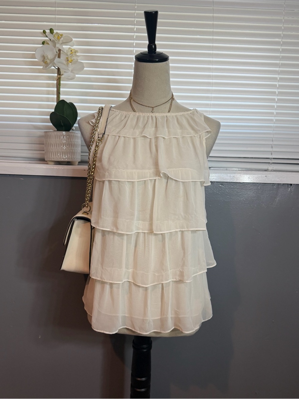 The Limited XS Ivory Tiered Ruffle Chiffon Blouse Romantic Coquette Top